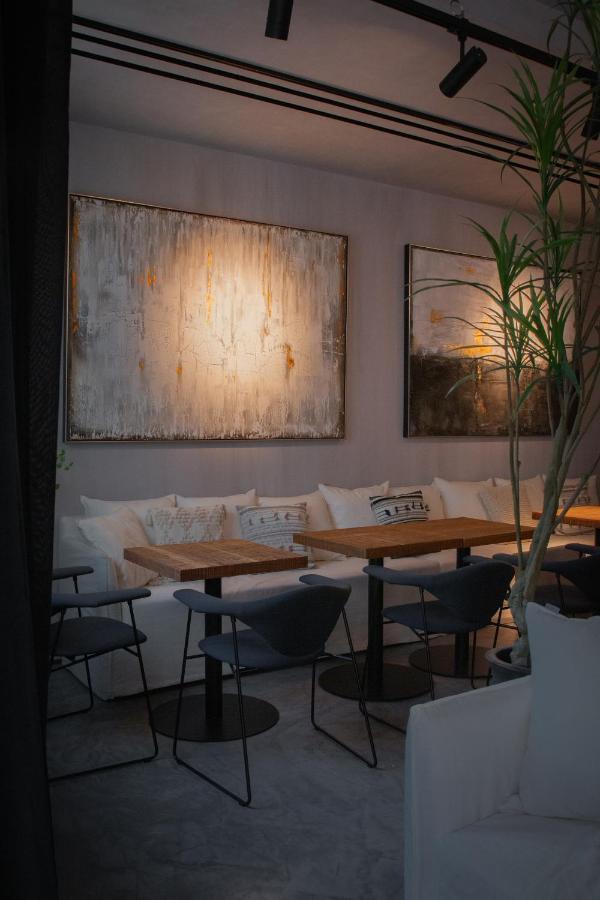 Unique Boutique Hotel Antibes Juan-Les-Pins ภายนอก รูปภาพ