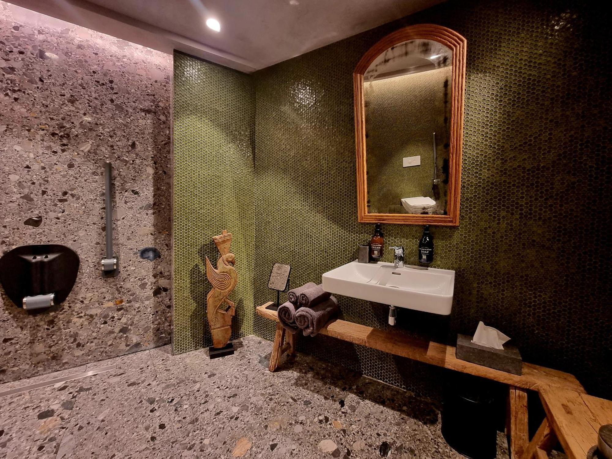 Unique Boutique Hotel Antibes Juan-Les-Pins ภายนอก รูปภาพ