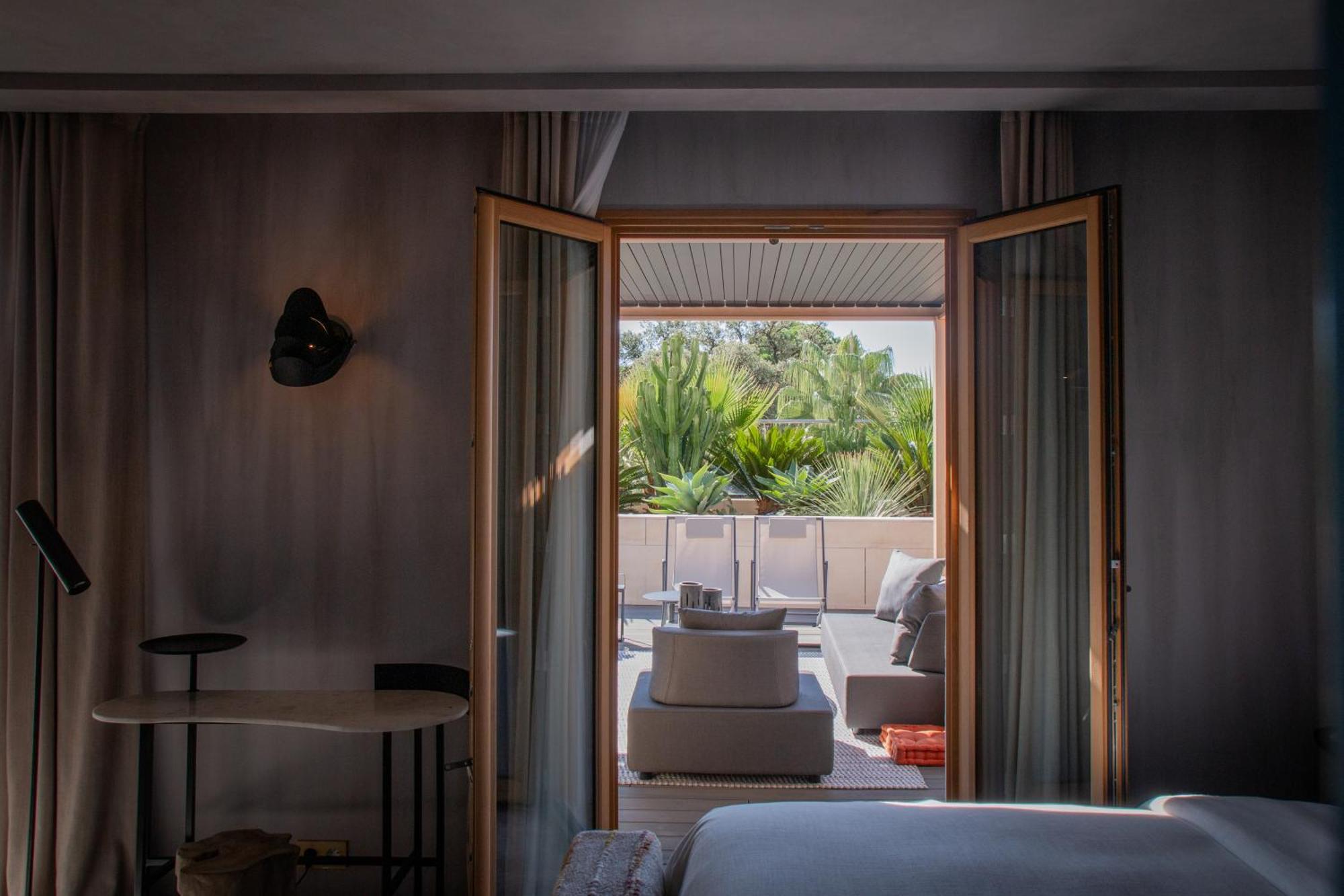 Unique Boutique Hotel Antibes Juan-Les-Pins ภายนอก รูปภาพ
