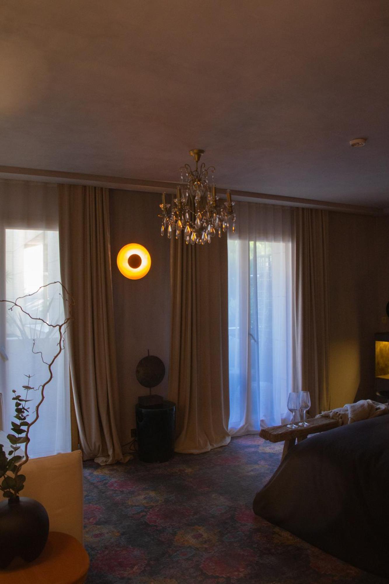 Unique Boutique Hotel Antibes Juan-Les-Pins ภายนอก รูปภาพ