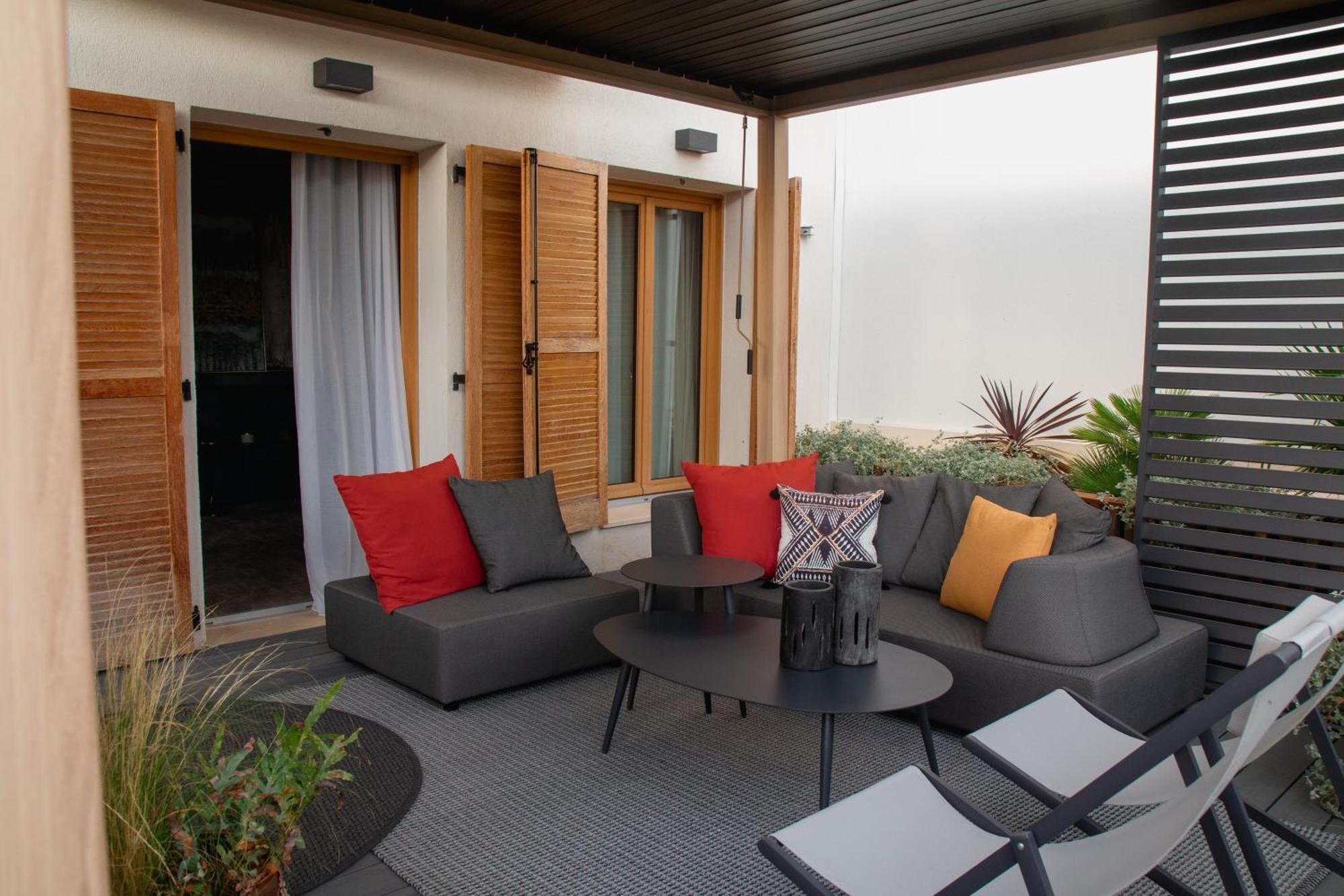 Unique Boutique Hotel Antibes Juan-Les-Pins ภายนอก รูปภาพ